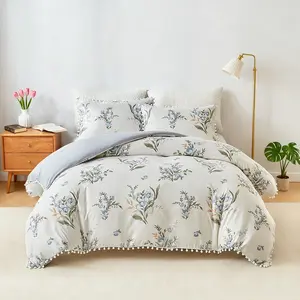 Floral Print + White Pom-Pom Tassel Duvet Cover Set - 2/3 Count Set, includes printed pillowcases. Made of soft and comfortable, washable polyester fabric. Durable modern bedroom decor, romantic style bedding, suitable for all seasons, makes a great gift.