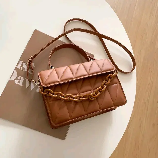 Designer-Inspired Plaid Chain Crossbody Bag for the Style-Savvy Woman PU Leather Plain Black Brown Belt Bags pouch