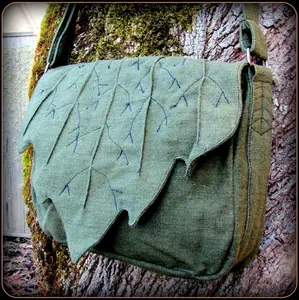 Cottagecore Leaf Bag Purse - Green Cotton Canvas Messenger School Book Bag for Zelda Cosplay LARP Renaissance Fair Festival Elf Garb