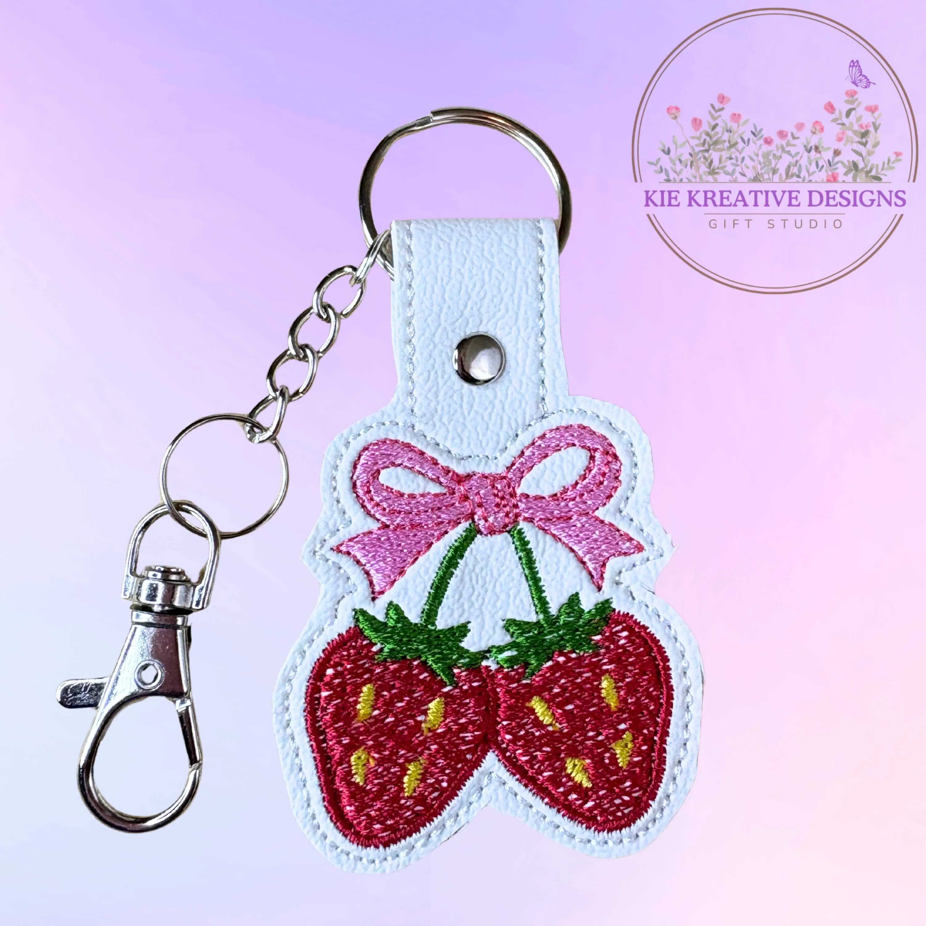 Embroidered Strawberry Keychain with Pink Bow – Cute Fruit Bag Charm, Sweet Aesthetic Gift for Her, Kawaii Key Holder, Spring Accessory