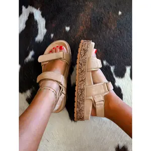 The Willow Platform Sandals