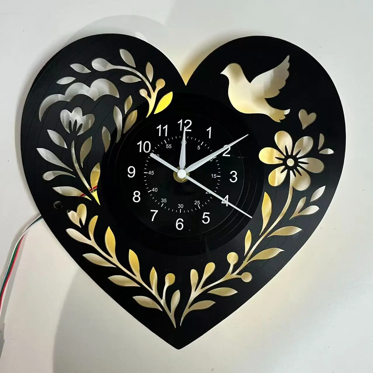 Floral Bird Vinyl Record Clock, 7 Colors Changing LED Night Light, Silent Wall Clock for Garden & Flower Shop Decor, Creative Housewarming Gift for Friends