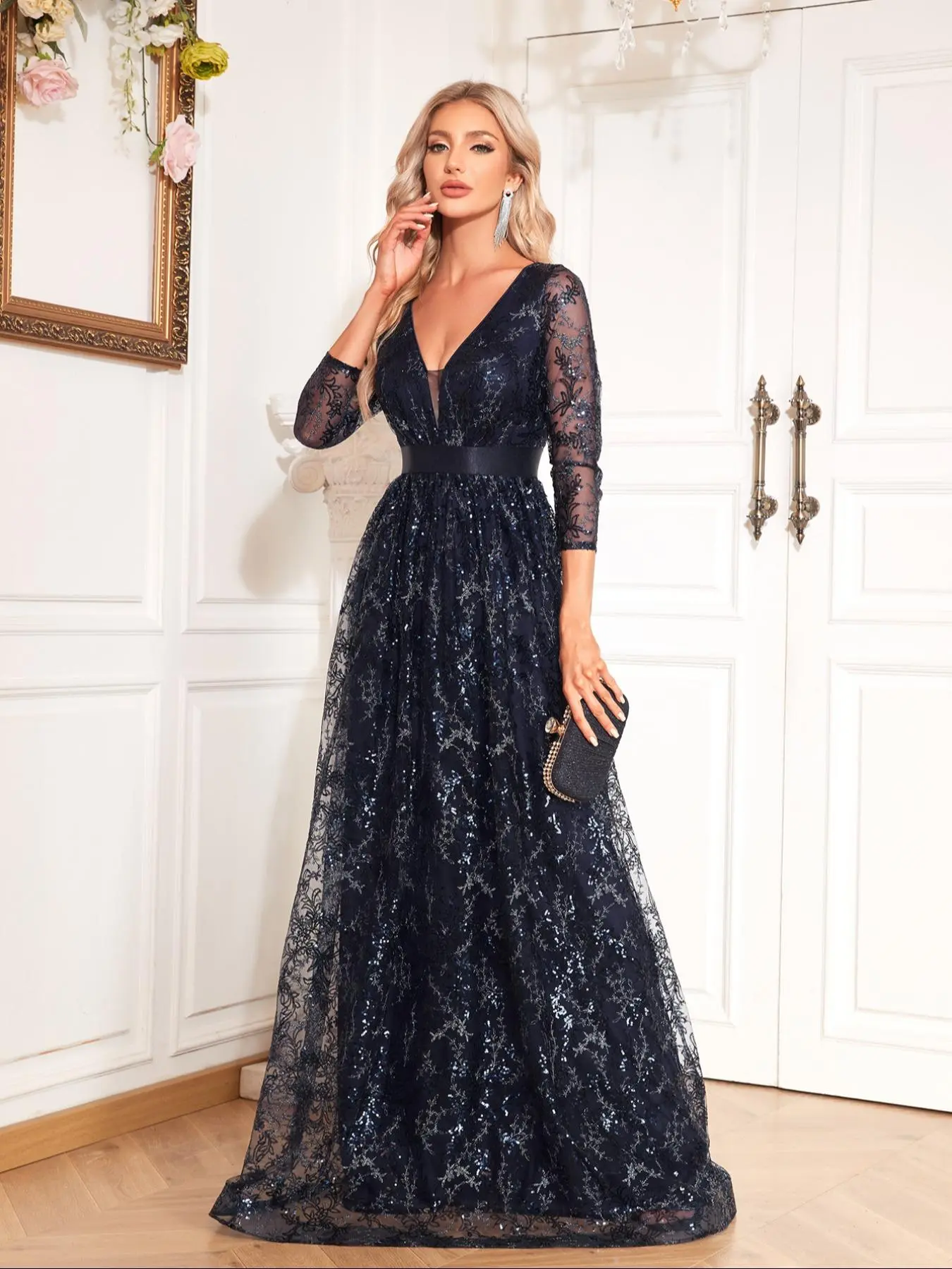 Deep V-neck formal evening gowns, niche maxi dresses, heavily sequined woven shimmer party ball dresses, adult dresses, dinner dresses