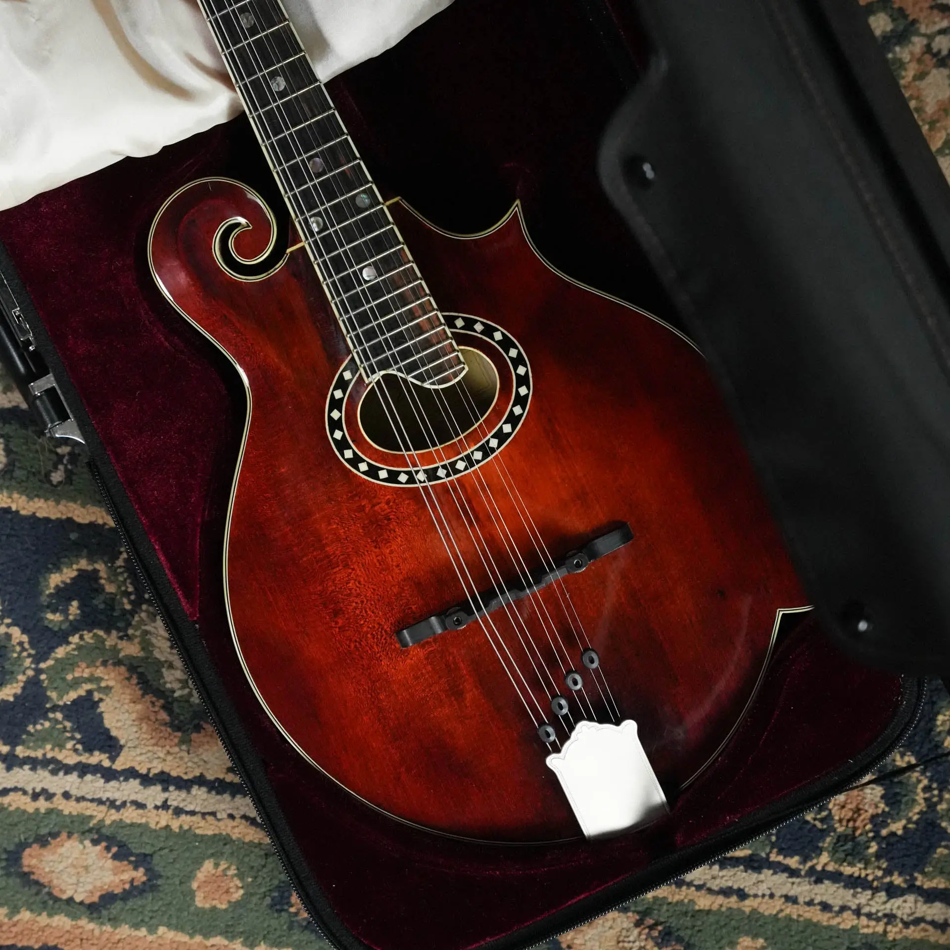 *Dread-Not Certified Used* 2014 Eastman MD614 Spruce/Maple F-Style Oval-Hole Mandolin #4628
