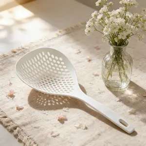 Fishing Dumplings Large Colander Kitchen Strainer Utensils Long Handle Fishing Noodles Spoon Household Hot Pot Malatang Japanese Drain Fishing Spoon Filter