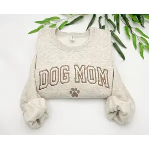 EMBROIDERED Dog Mom with Paw Sweatshirt, Dog Mama Crewneck, Dog Parent Hoodie, Dog Lover Gift, Mothers Day Gift for Dog Mom