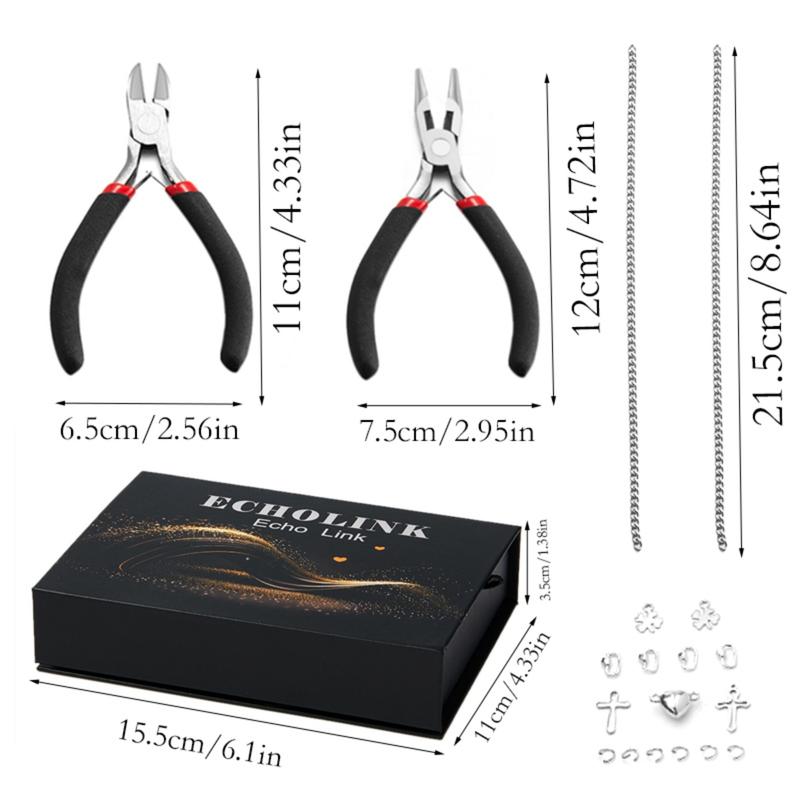 An eternal couples bracelet with a resilient and elegant clasp, symbolic of your lasting connection. The definitive romantic gift for anniversaries, birthdays, and dates.