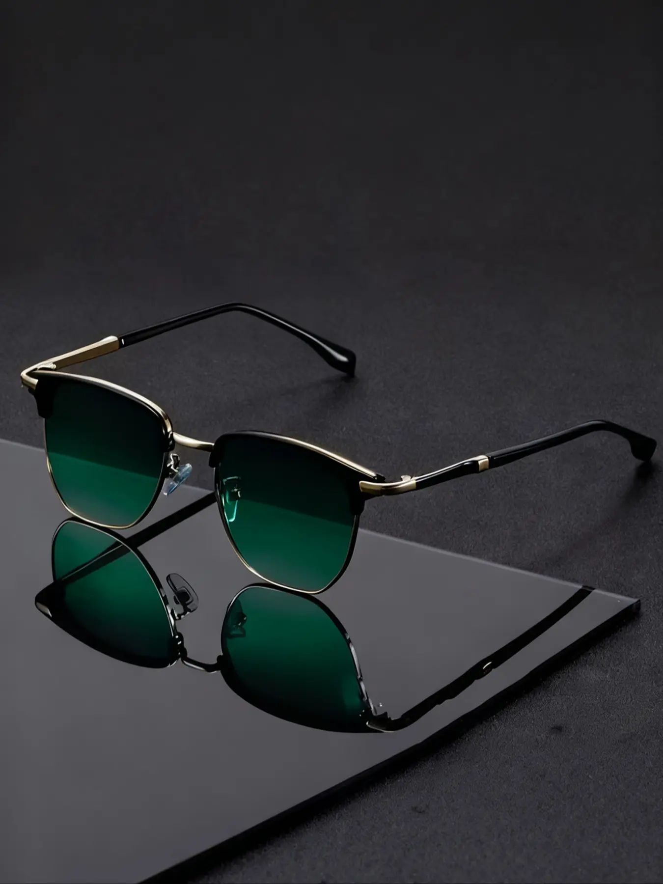 New Men's Silver Color Vintage Steampunk Square Metal Frame Fashion Glasses, Fashionable Sunglasses, Trendy Styling Sunglasses, Casual Activities, Street Photography, Parties, Daily Wear, Trendy Shades