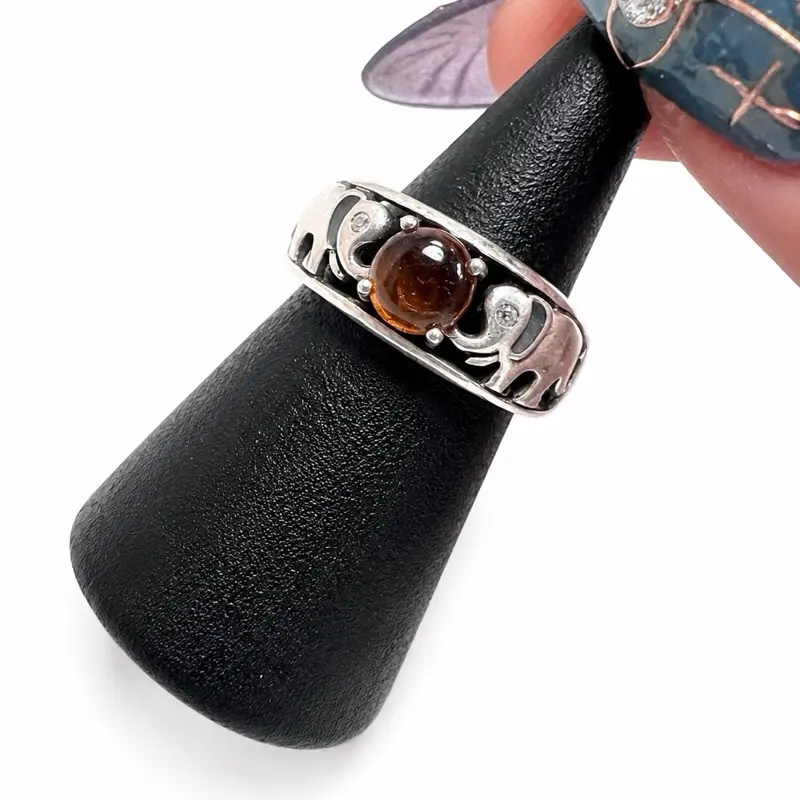925 Sterling Silver Amber Elephant Ring - Size 5.75