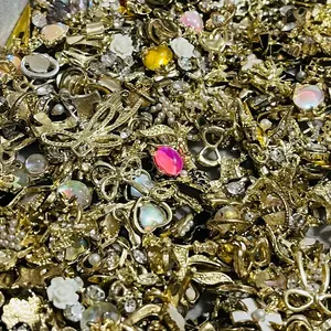 Gold Metal Diamond Mix Nail Art