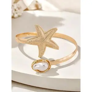 14K Gold Plated Starfish Arm Cuff for Women, Adjustable Upper Arm Bracelet Boho Beachy Statement Jewelry Summer Ocean-Themed Armband for Parties & Vacations, Elegant Jewelry Bracelet