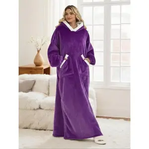 Long flannel blanket with hood, thickened solid color, casual lazy style, dual pockets, warm and cozy long-sleeve loungewear sleepwear