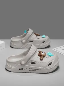 Bear Molded Hole Shoes Garden Slippers Outdoor Indoor Unisex Trendy Drag, Comfortable and Stylish Footwear for All Seasons