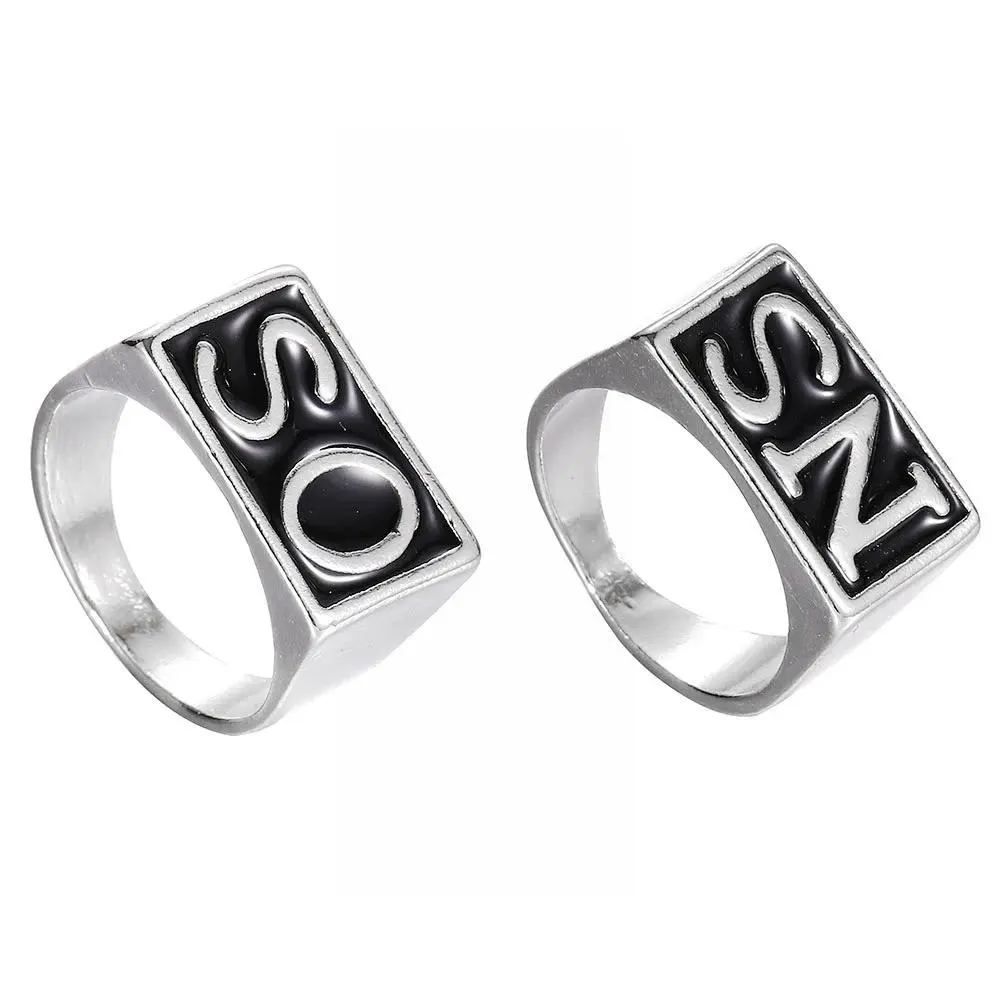 2pcs Sons of Anarchy TV SOA Cosplay SONS Rings SO NS Silver Mayans MC Steampunk Rock Punk Rings Men Cosplay Props Gifts