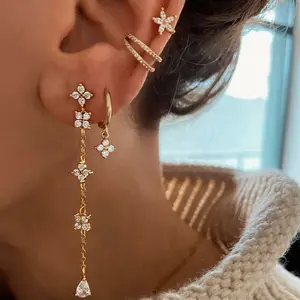 Full diamond chain tassel petal earrings with diamond inlay, elegant design, high-end feel, ear studs, ear clips, earrings