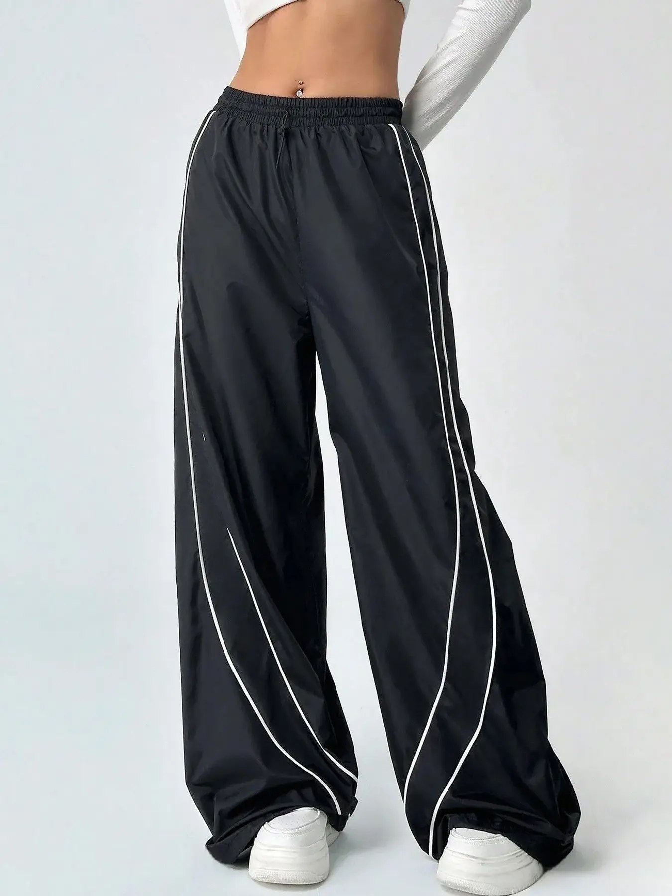 Women's spicy girl style contrasting color line wide leg pants, Casual Fashion Trousers, curved white border American street style wide leg sports pants, suitable for all seasons, home, indoor & outdoor wear