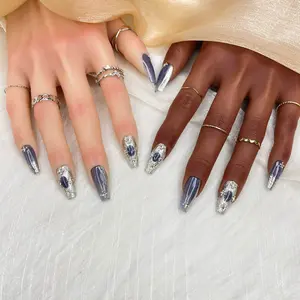 GGddsha 10pcs Pink Press on Nails Long Coffin Fake Nails Fashion Rhinestone Design Art Charms for Women Handmade Nail Art Manicure Gradient