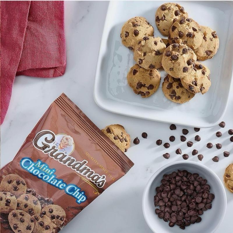 Grandma's Mini Chocolate Chips Cookies 10x Pack Homemade Snacks for Any Occasion - Ideal for Packing - 270 Calories per Pack 2.12oz Baked