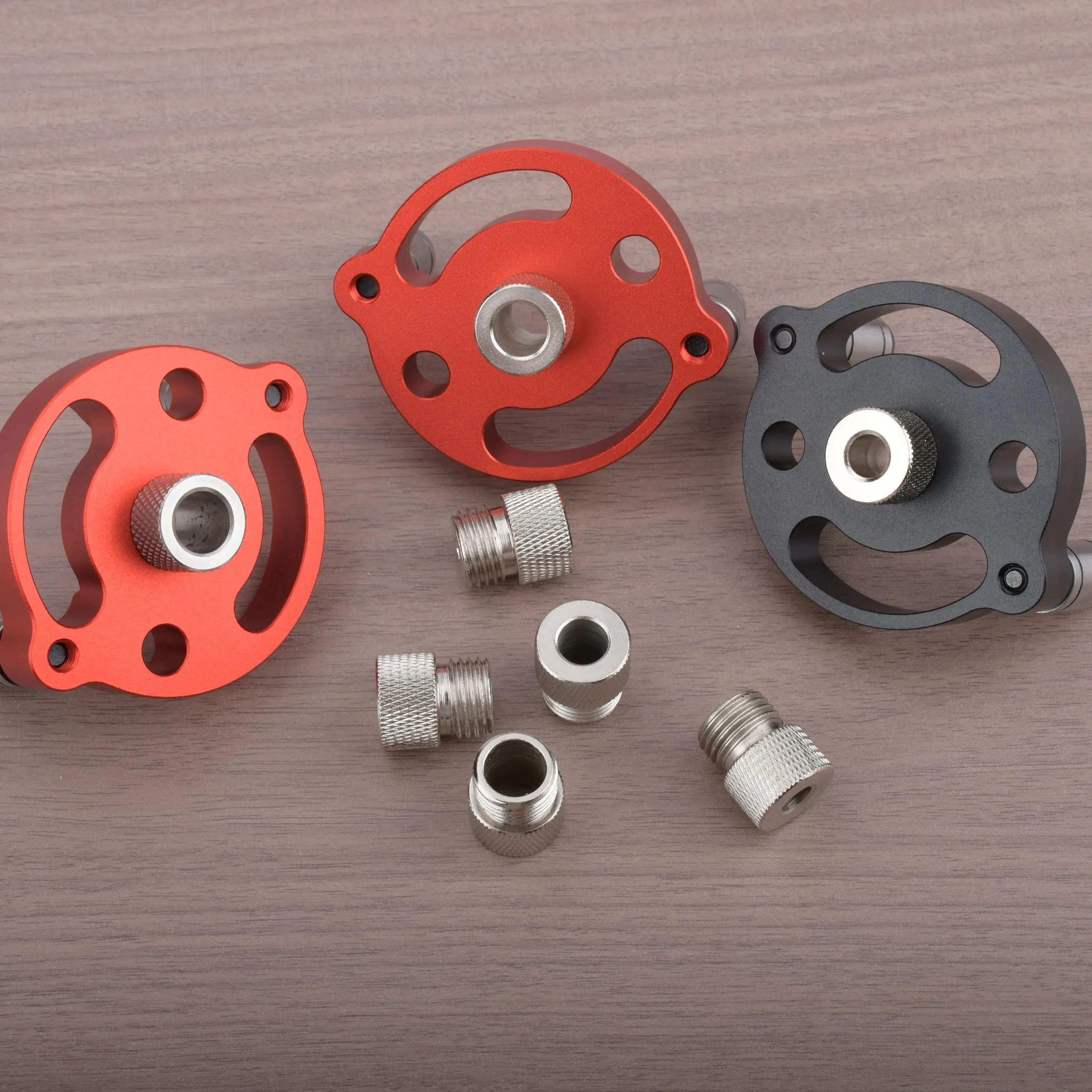 Aluminum alloy drilling locator is an auxiliary tool for invisible connection of woodworking board splicing, suitable for cabinet assembly, table and chair frame splicing, and wooden board reinforcement. Comes with 15PCS of wooden nails