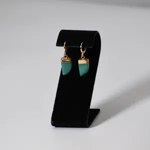 "Lucky Horns" Agate Earrings (Leverback)