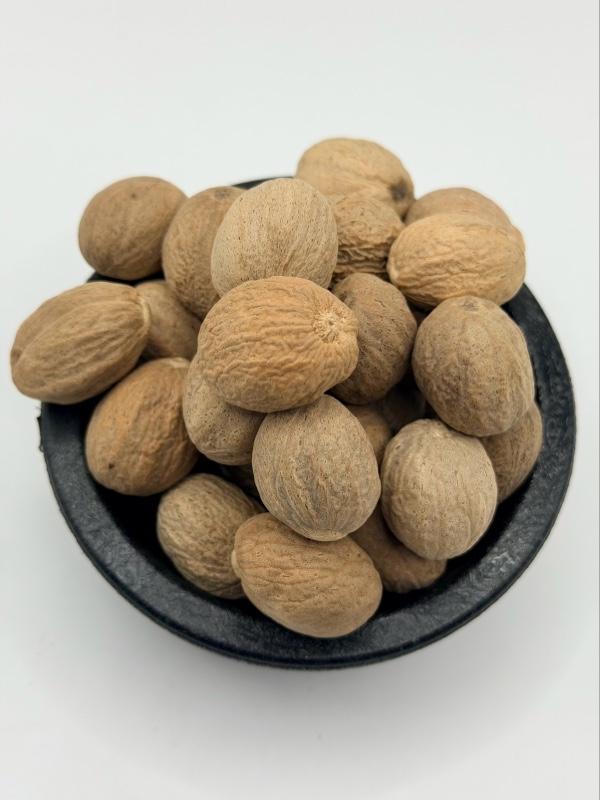 PULSEGLU fresh finest whole Nutmeg 4 Oz - Premium Quality whole nutmeg- All Naturally, Non-GMO, Gluten-Free, Kosher- PerfecPerfectt for baking, cooking and desserts