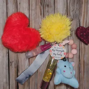 Beauty Lock it - Skin Repair Product with Heart and Colorful Pom-Pom Decorations