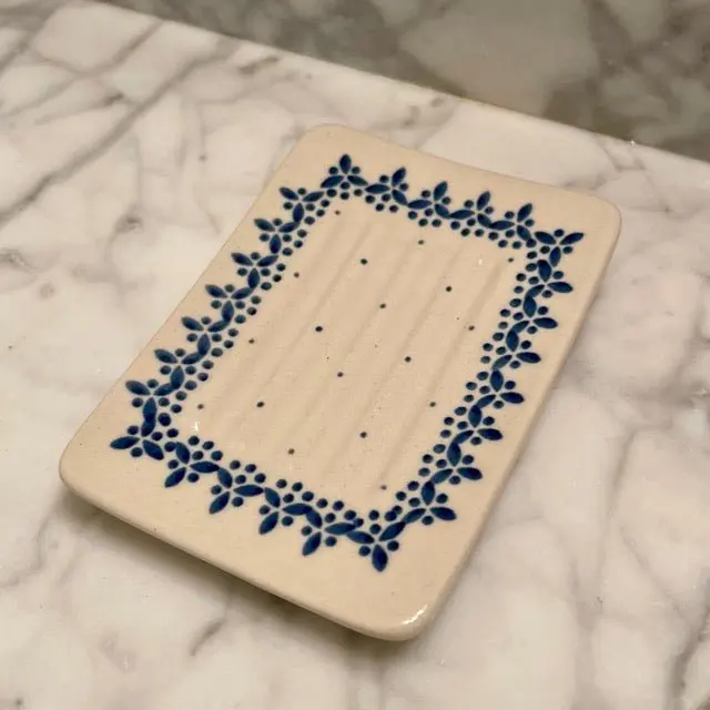 Hand-painted Polish Floral Ceramic Soap Dish - Vine