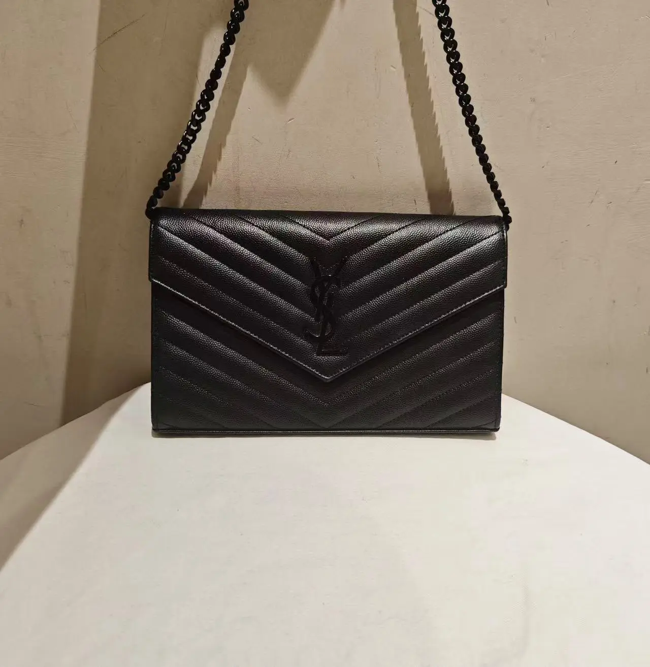 Pre-owned Yves Saint Laurent Leather Crossbody Bags Saint Laurent Cassandre Matelassé