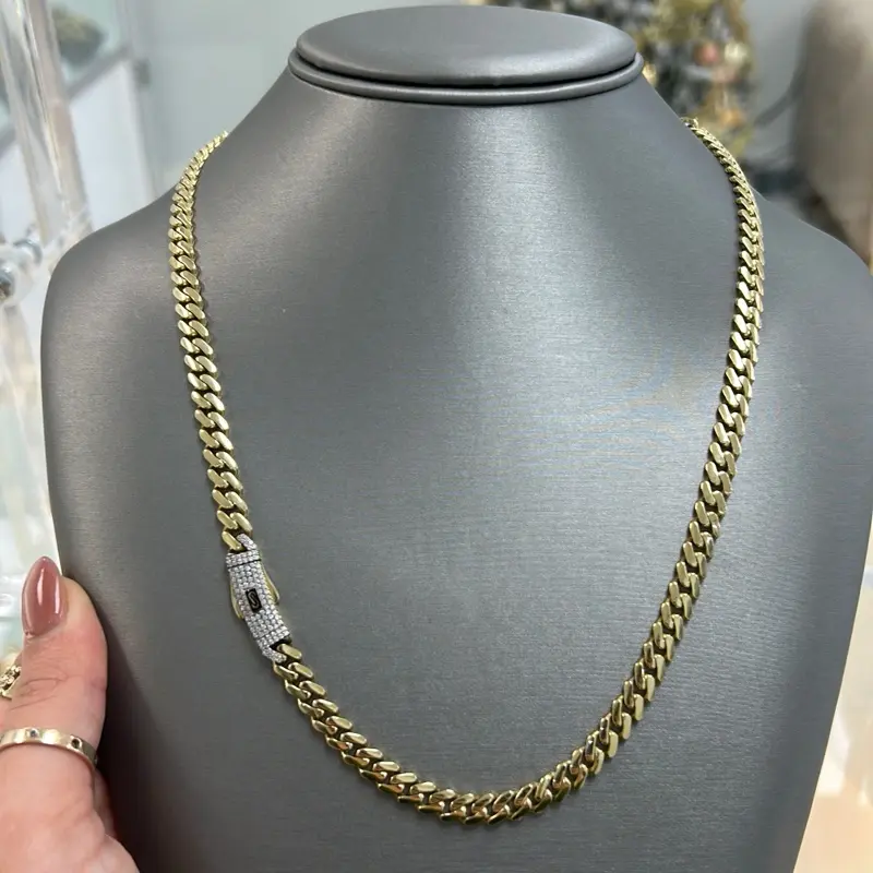 Cuban Link Cierre Full Cz Necklace - Gold-Tone Rhinestone Accents & Durable Chain Design for Everyday Wear