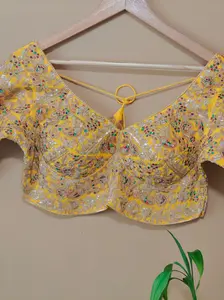 Sabhyasachi-Style Blouse – Ready-to-Wear Elegance