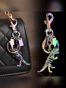 Punk Vintage Metal Dinosaur Skull Keychain, Bag Pendant, Car Key Ring, All Seasons Accessory, Style Skeleton Charm