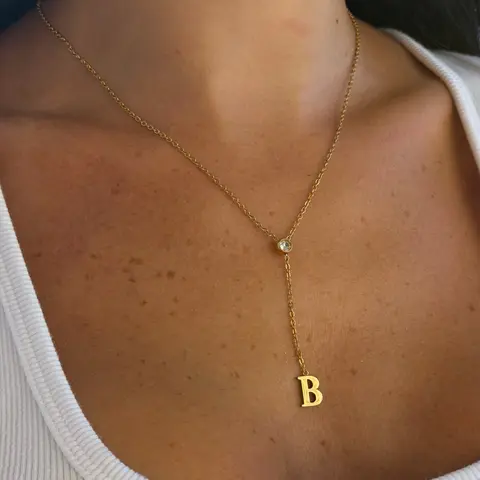 EVRY JEWELS Women's Minimalist Gold Plated Love Letter Pendant Lariat Necklace - Personalized Initials, Jewelry for Women, Alphabet Necklaces, Hypoallergenic, Non Tarnish, Tarnish Proof Fashion Costume Accessory