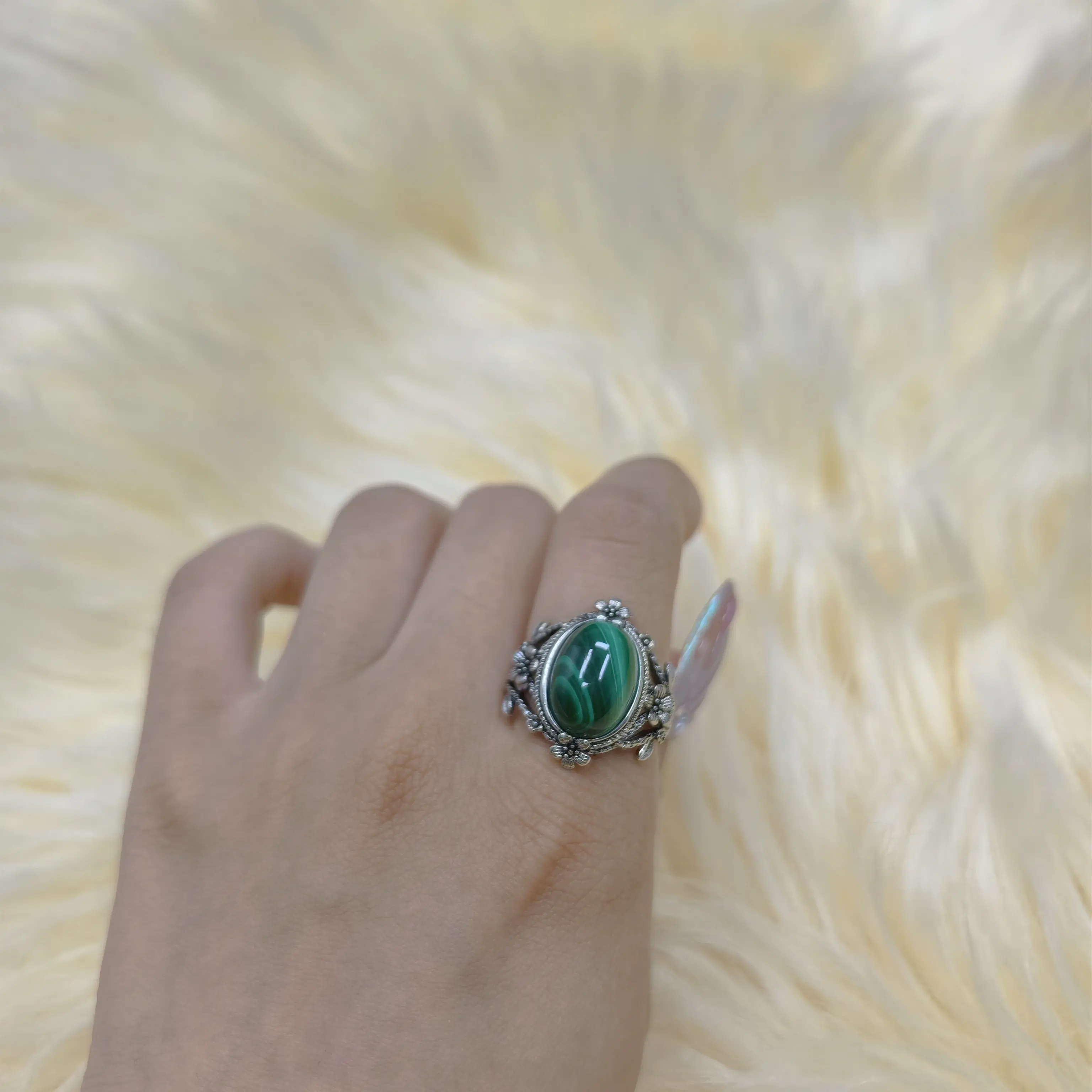 Alyssa(15824)gc.malachite ring