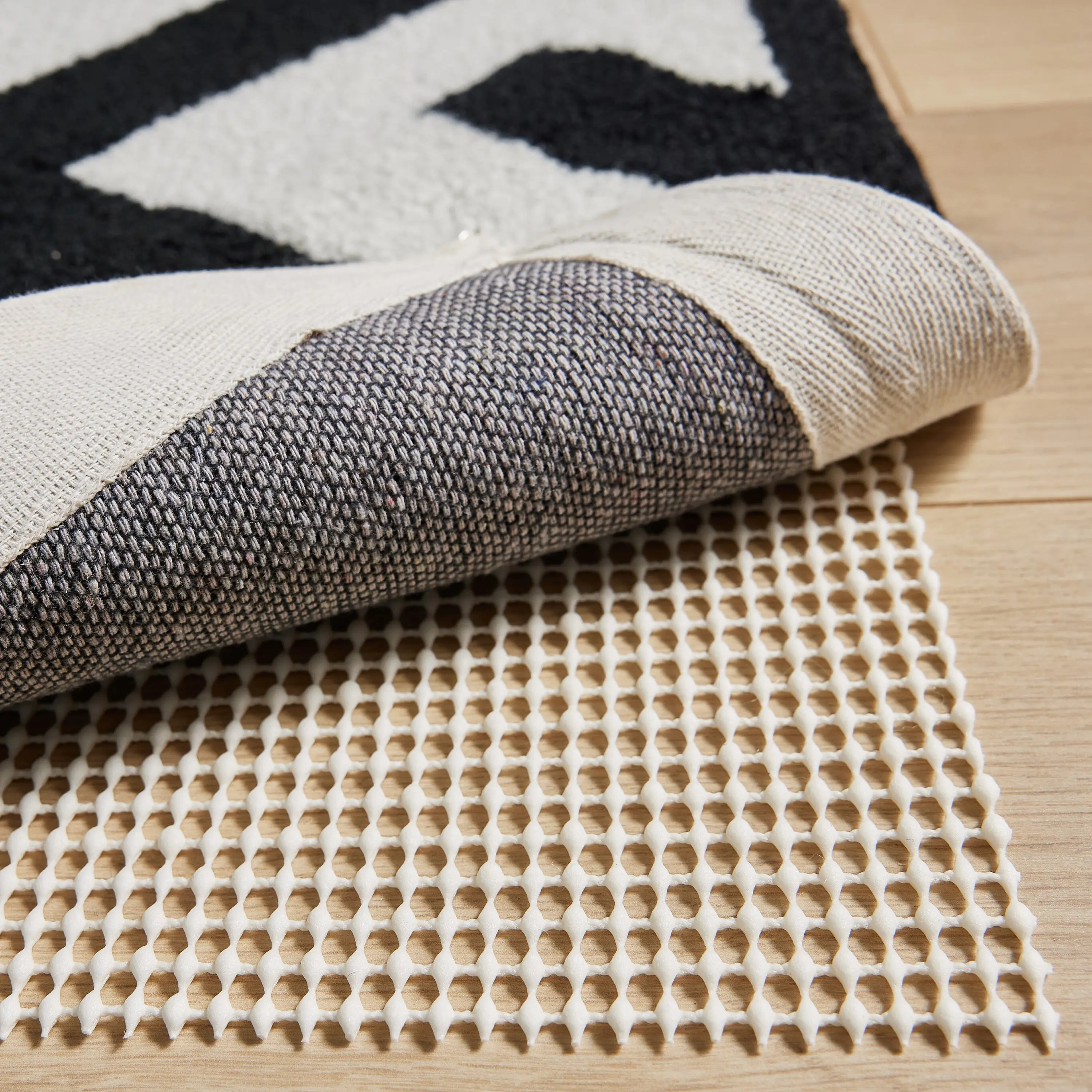 Gorilla Grip Extra Strong Rug Pad Gripper, Grips Keep Area Rugs Safe and in Place, Thick, Slip and Skid Resistant Pads for Hard Floors Under Carpet Mat Cushion and Hardwood Floor Protection
