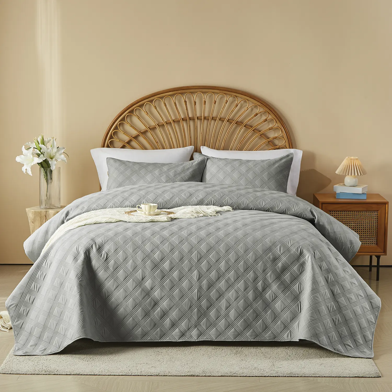 Reversible Quilted Bedspread Set with Pillow Shams, Soft Microfiber Coverlet, Lightweight & All-Season Bedding
