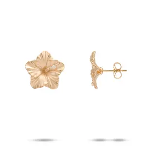 Hawaiian Gardens Hibiscus Earrings in Gold with Diamonds - 14mm