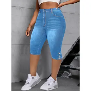 Large elastic slit button detail comfortable mid-length jeans
