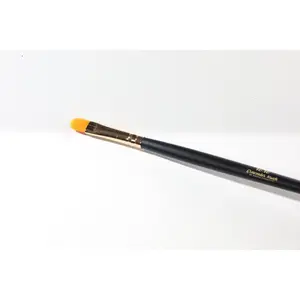 10.10 Concealer Brush - Simple Product Name Provided