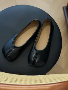 Women’s Tabis split-toe ballet flats, soft faux leather slip-on shoes, casual comfortable loafers with rubber soles