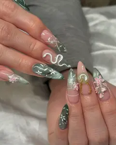 Jade Serpent Floral Press On Nails | 3D Blossom Snake Nail Art | Gradient Green Fake Nails | Crystal Charm Nail Art |Enchanted Garden