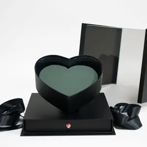 1119A  Acrylic Square Flower Box Tilted Heart Center And Drawer