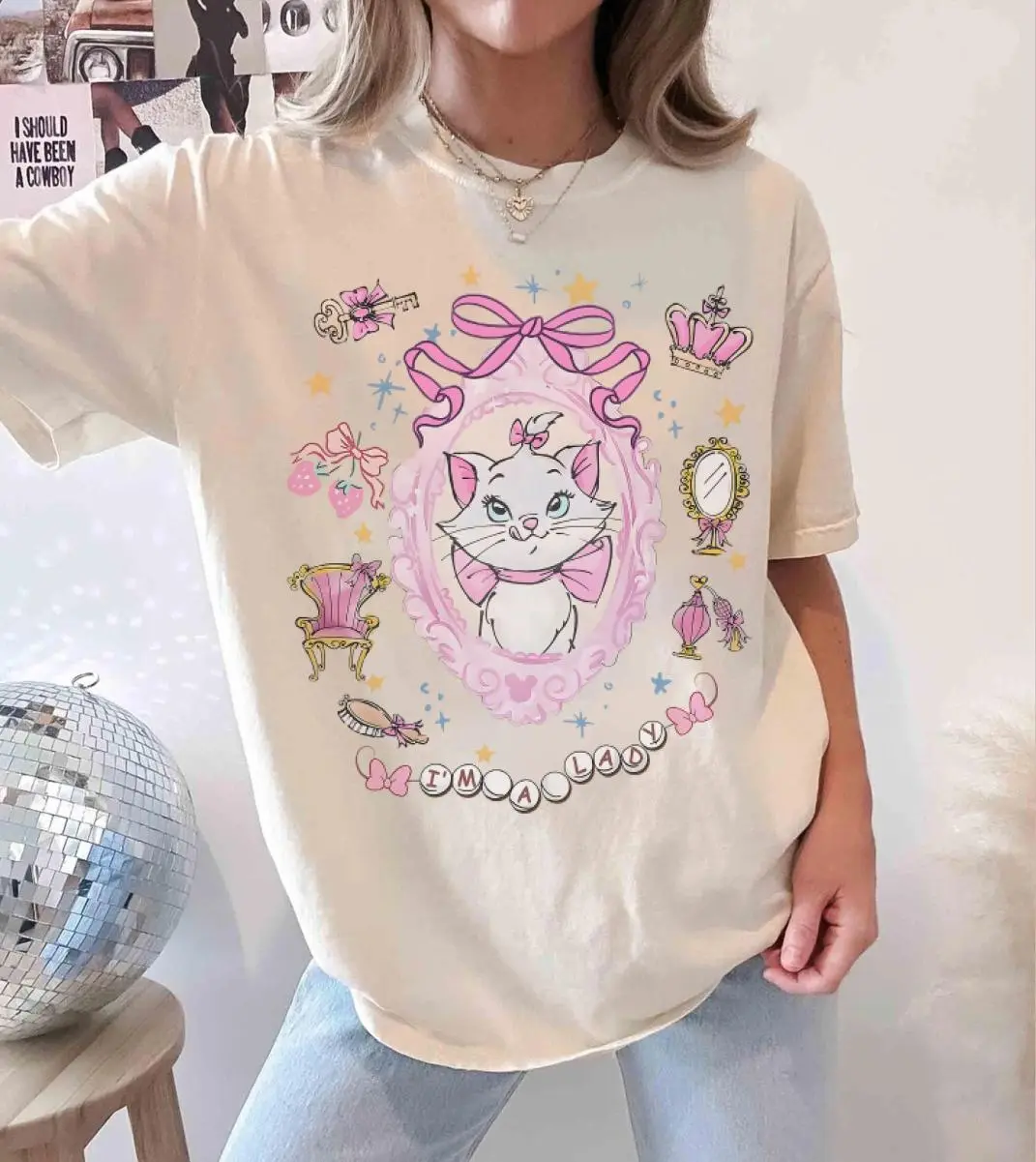 Coquette White Cat Gildan Shirt, Pink Bow Watercolor Kitty Tee, Princesscore Cat Lover T-Shirt, Cute Feminine Gift for Women, Simple and Clean
