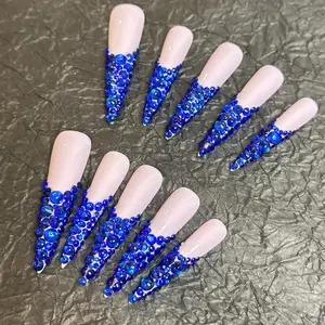 Yellow skin whitening artifact! Cold toned navy blue diamond+milky white base luxurious style nail art