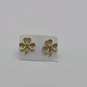 CLOVER beautiful earrings stud gold-plated with minie stone's fashion style