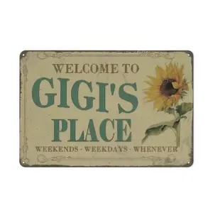 1PC 8x12 inches Vintage Tin Sign, Welcome To Gigi's Place, Rustic  Decor, Floral Wall Art, Perfect  High-Quality Metal,  decor plaque funny bar sign Rectangle Design Plaque Gift home farmhouse bar cafe garage phd graduation office desk sign boss round