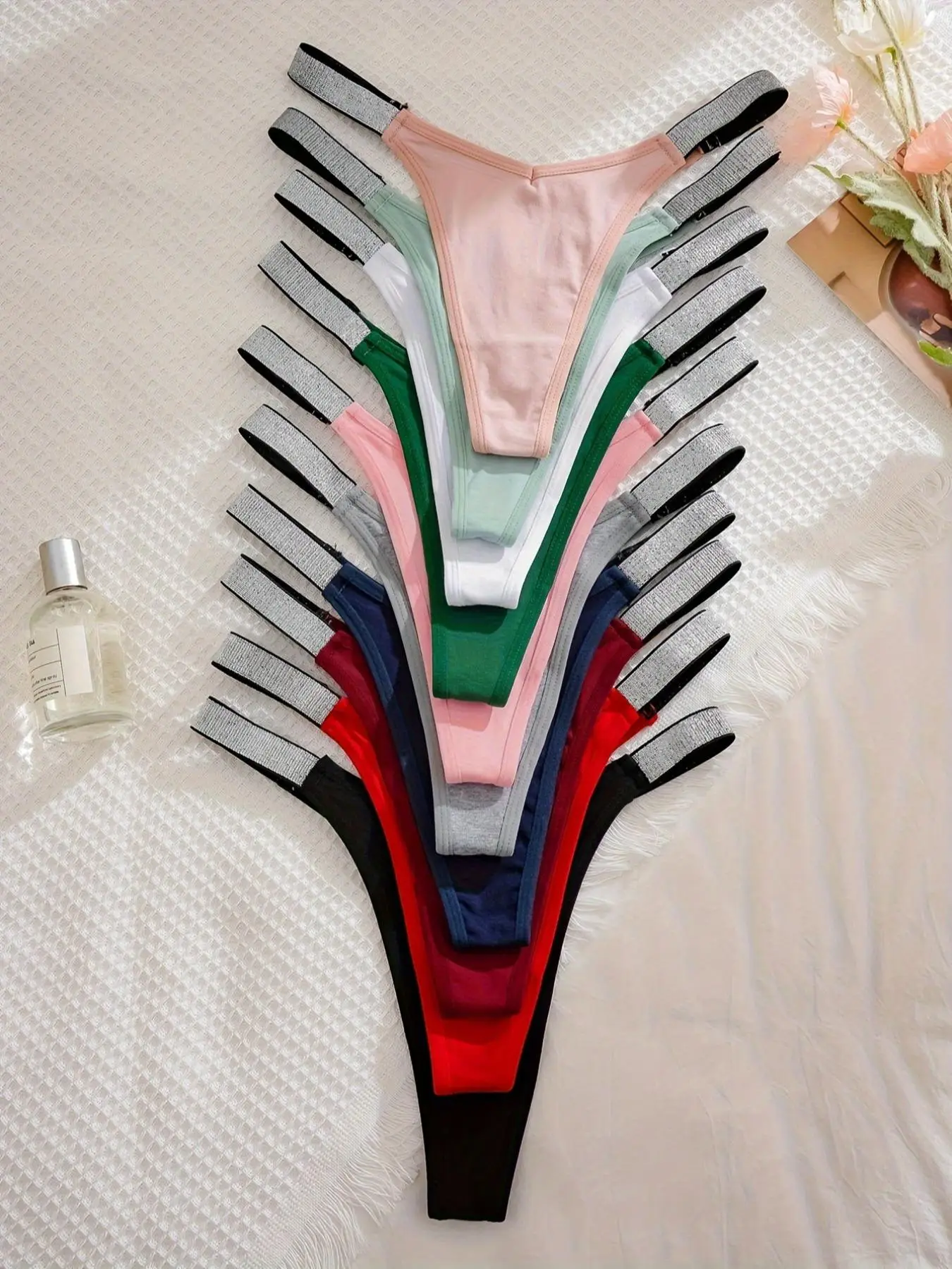 Women's Glitter Solid Color Drop Waist Thong, Regular Fit Casual Comfy Breathable Seamless Panty for Daily Wear, Ladies Underwear for All Seasons, Und