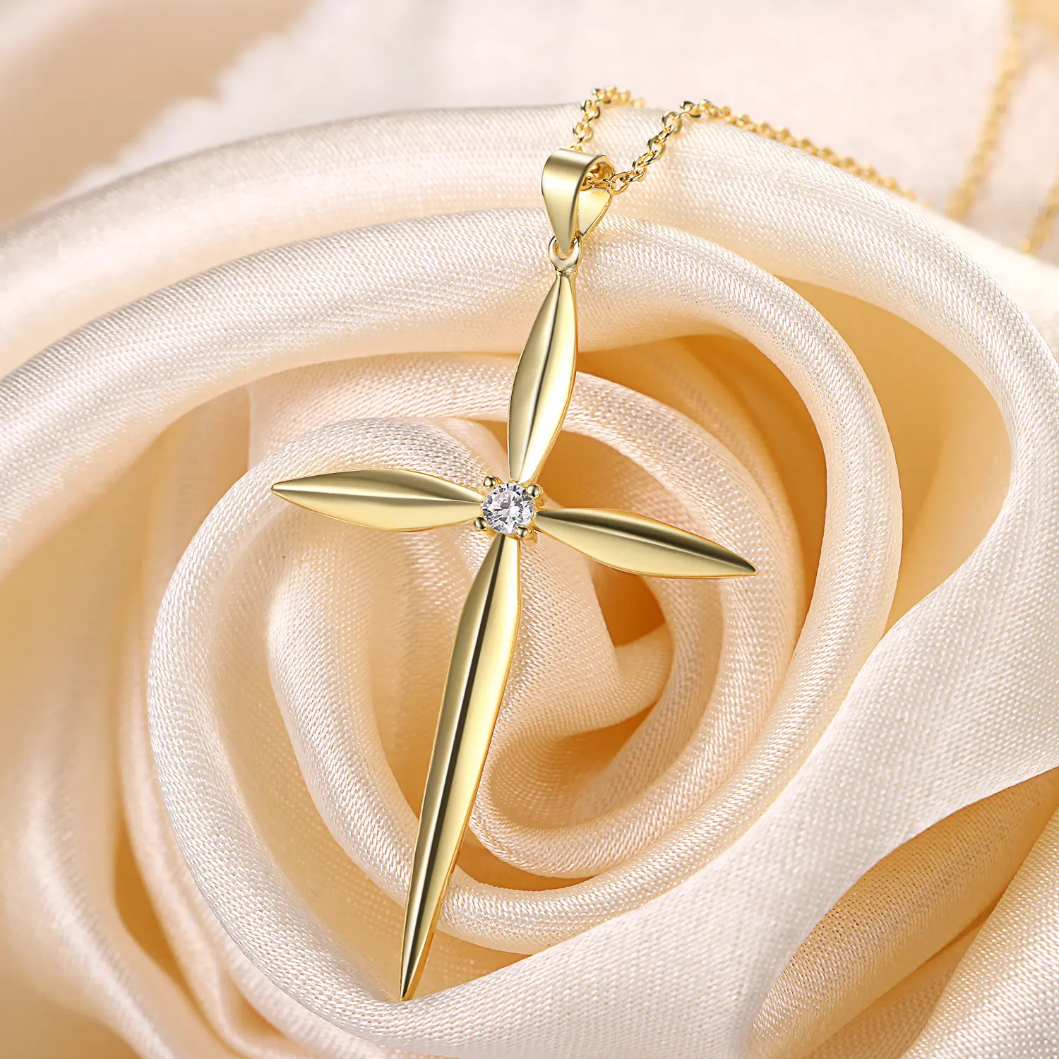 OIDEA Female Faith-Inspired Gold-Tone Diamond-Cut Faceted Cross Pendant Necklace, 2.08"x1.18" Premium Rhinestone Religious Jewelry, 0.13 oz German Mirror-Polish Gift for Confirmation & Religious Occasions