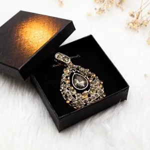 Elegant Long Pendant Necklace Sweater Chain Droplet Statement Jewelry Accessory for Women - 108 Pieces Retro & Modern Design