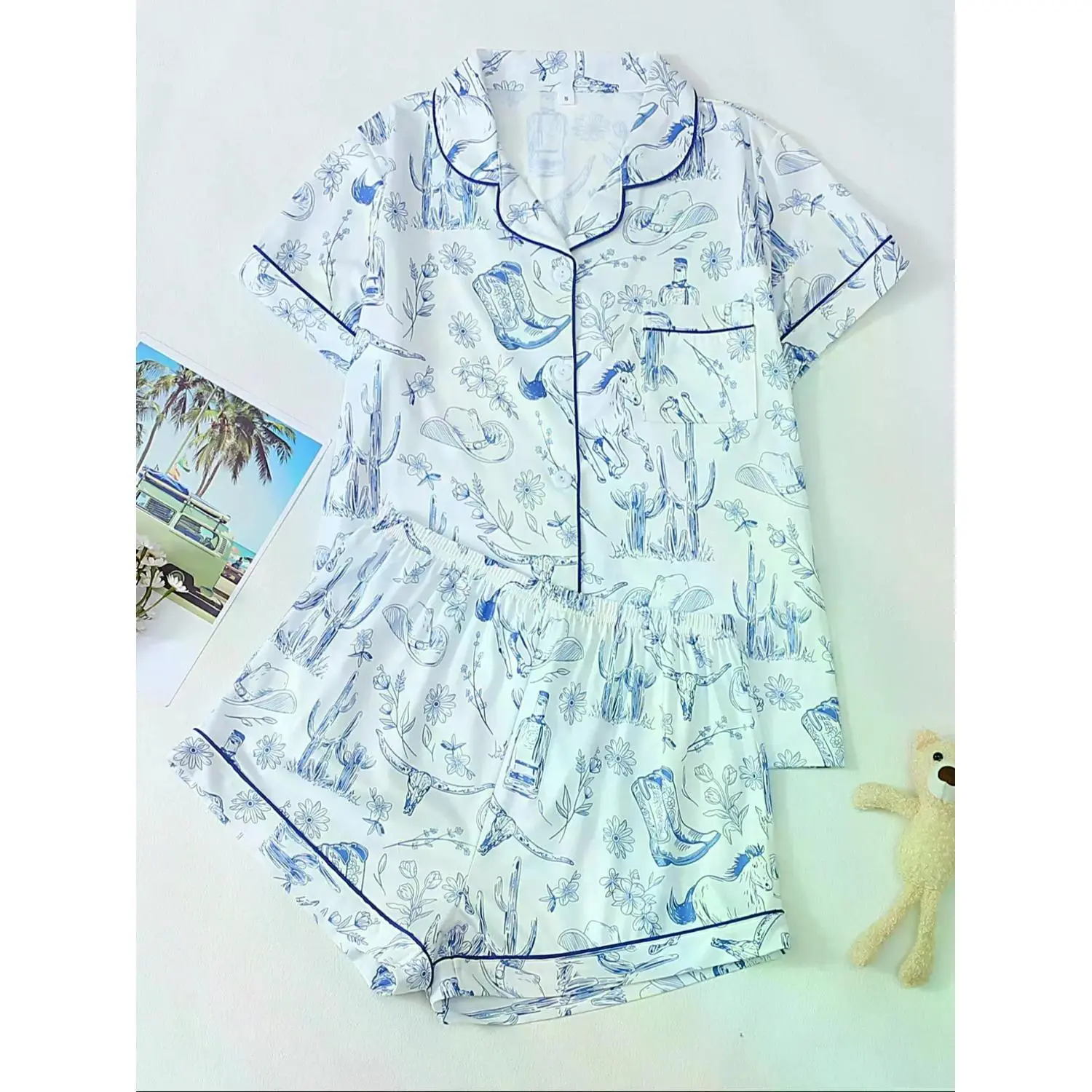 Women's All-Over Print Pajama Set – Casual and Comfy Short Sleeve Top & Shorts for All Seasons, Perfect Ladies Sleepwear & Loungewear for Summer