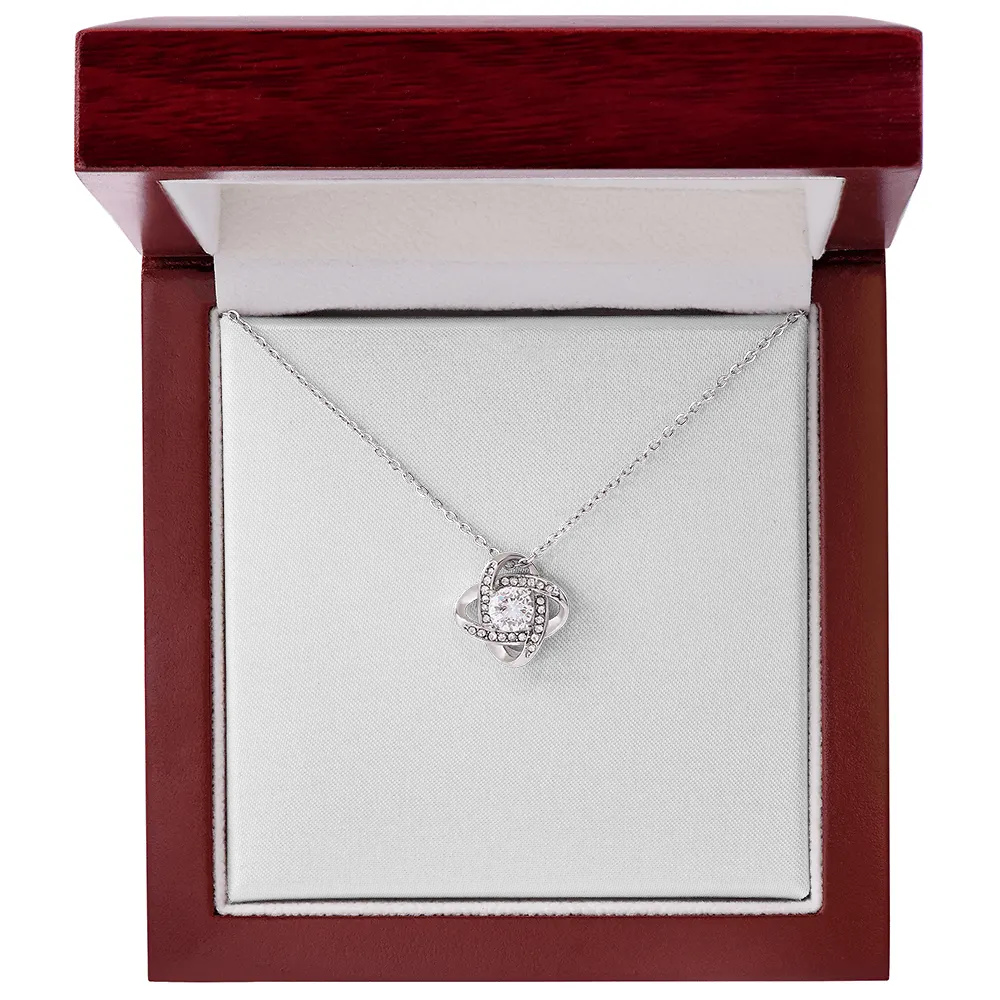14K White Gold Finish / Luxury Box	